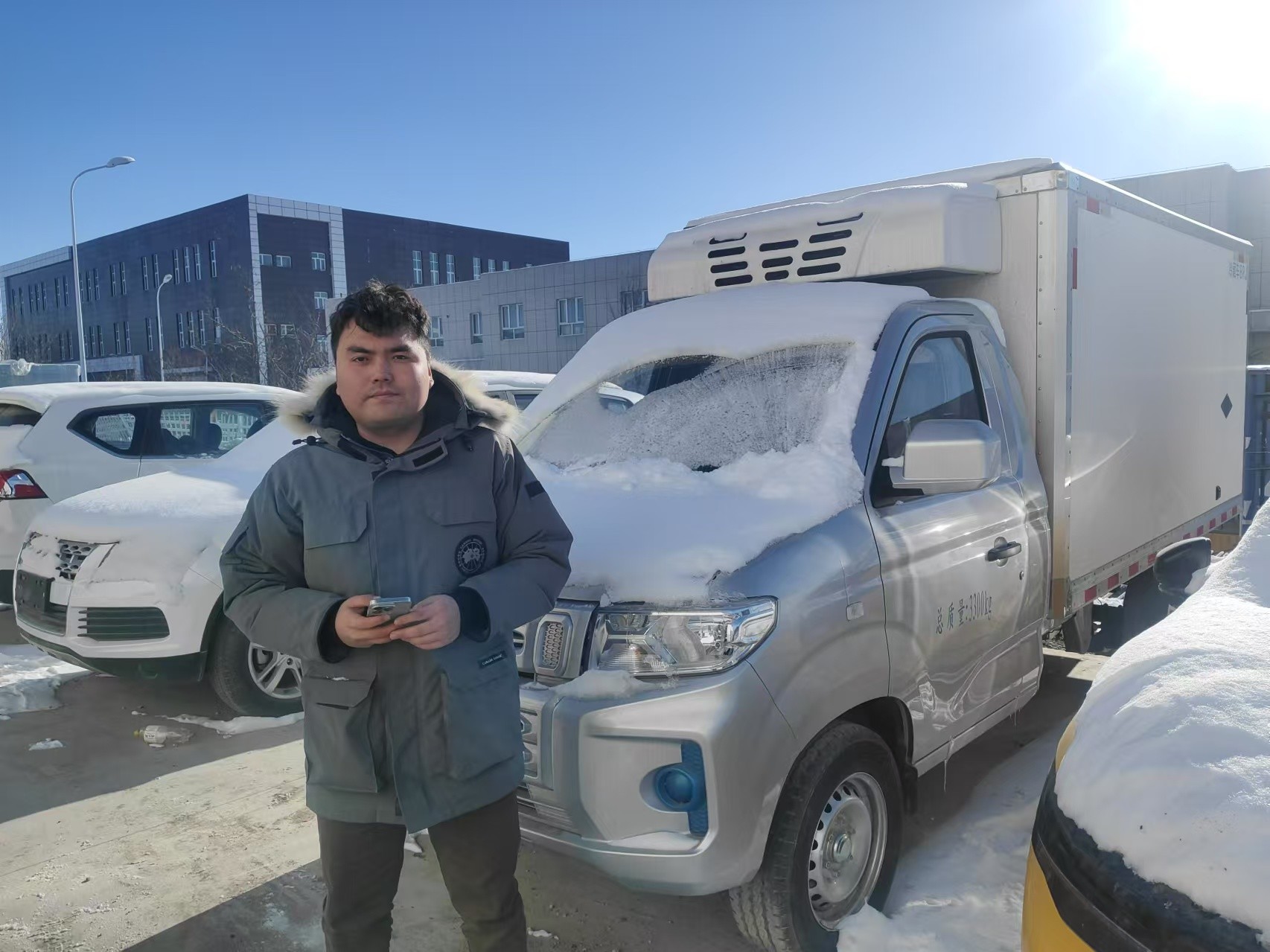 Laatste bedrijfscasus over De EC71L koeltruck gaat naar het buitenland.