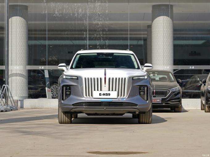 In voorraad Hongqi E-Hs9 Nieuwe of gebruikte Chinese Nieuwe elektrische auto met 4WD motor 6 zitplaatsen 690km Hongqi E-Hs9 1