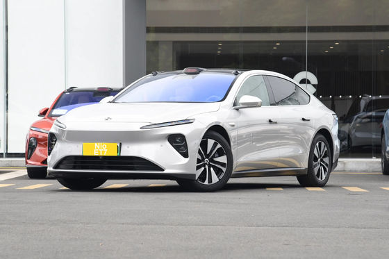 Nio Et7 Vier deuren en vijf zitplaatsen
